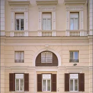 https://embassy.it-romehotels.com